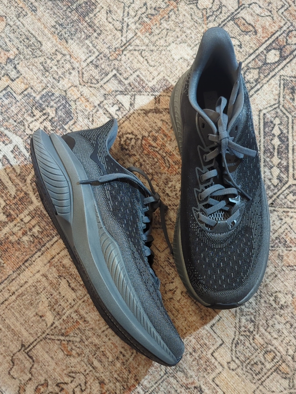 Hoka One One Mach 6 LA 1164033-BBLC Black Gray Running Sneaker Women's 9.5B